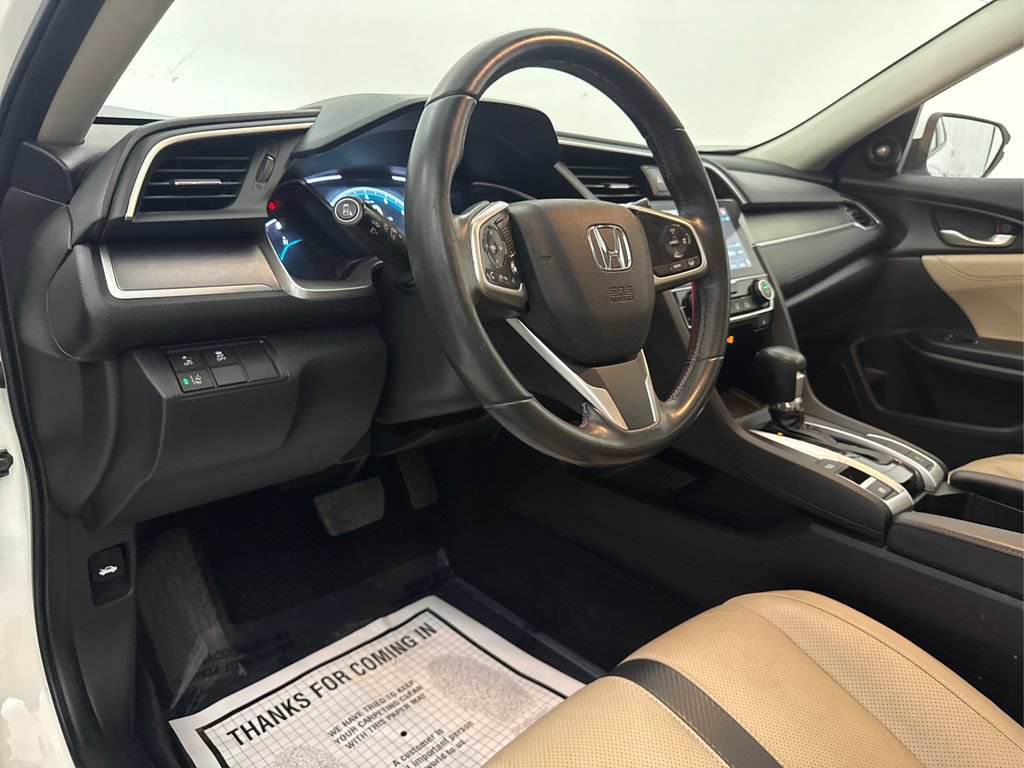 Used 2018 Honda Civic Touring image 32