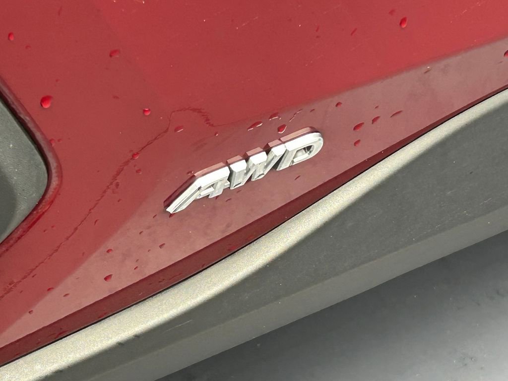 Used 2025 Toyota RAV4 XLE image 42