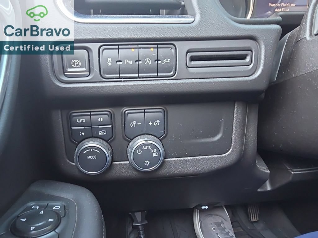 Certified 2021 Chevrolet Tahoe LT AWD/4WD image 17