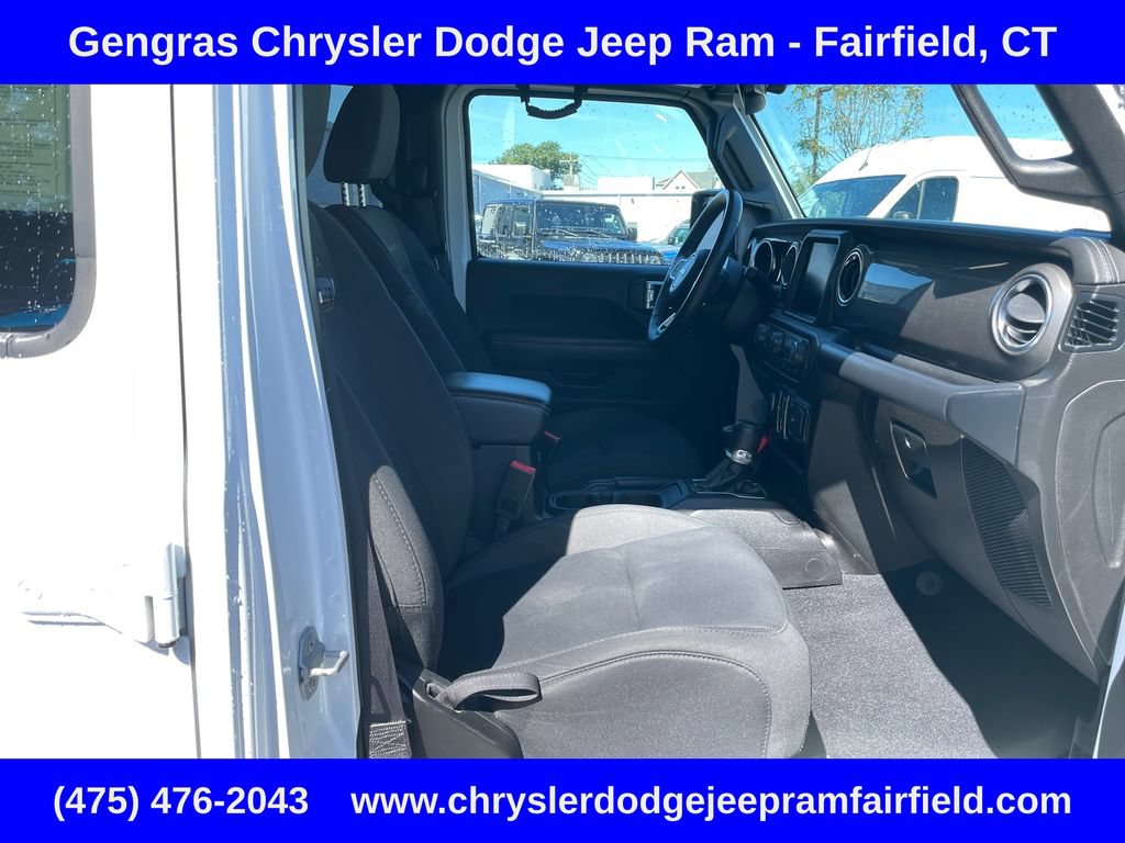 Used 2019 Jeep Wrangler Unlimited Sahara AWD/4WD image 20