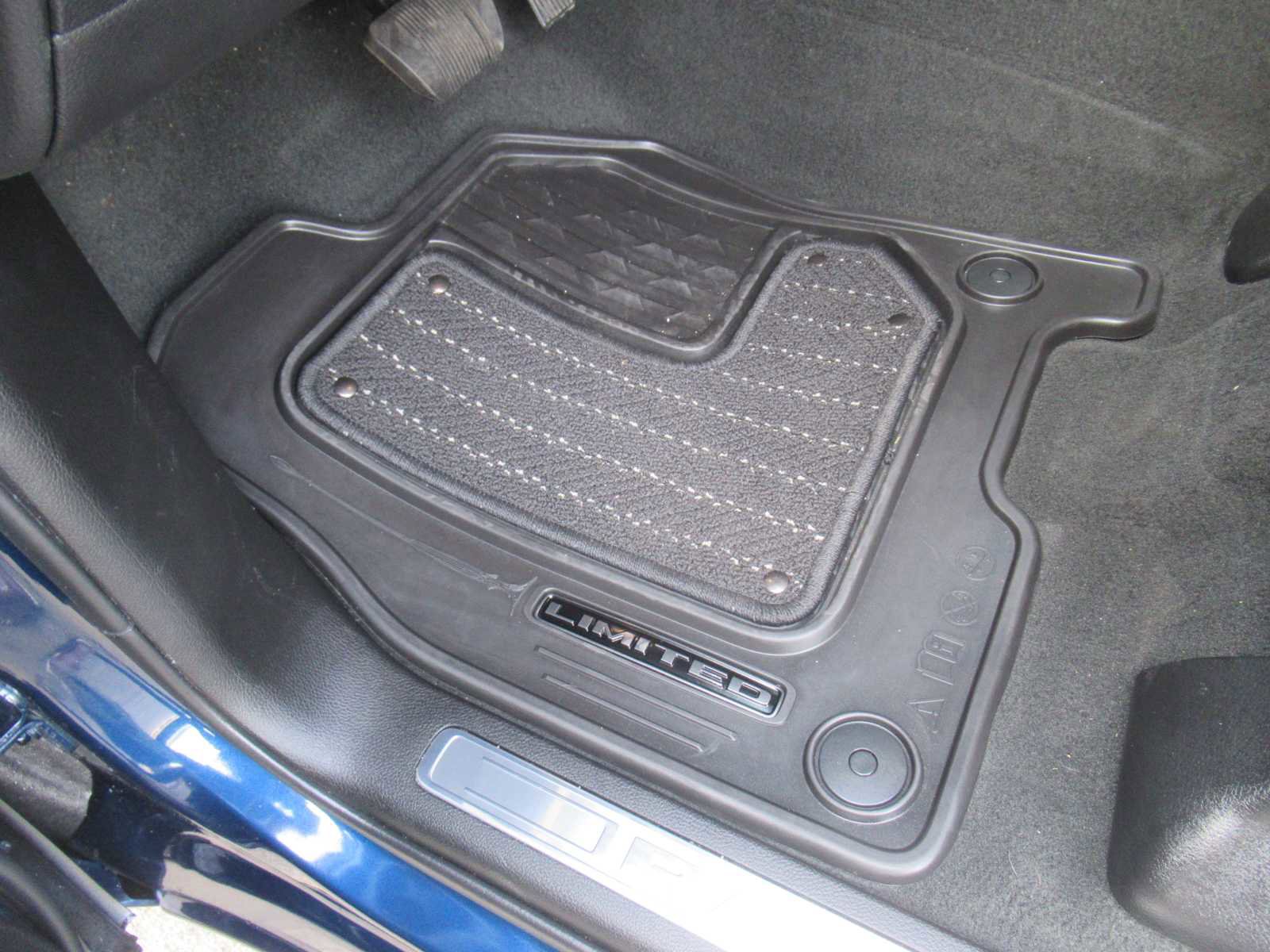 Used 2024 RAM 1500 Limited w/ Body Color Bumper Group image 24