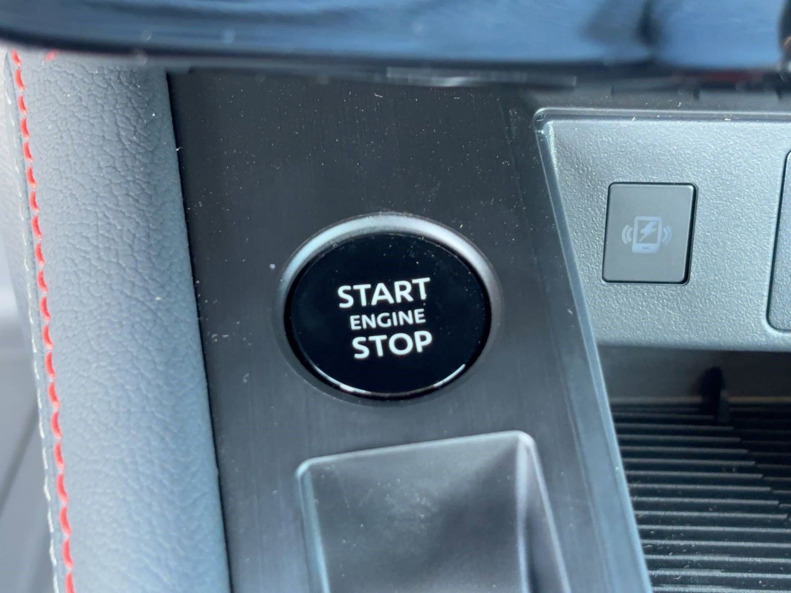 New 2026 Nissan Kicks SR w/ Cold Weather Package image 25