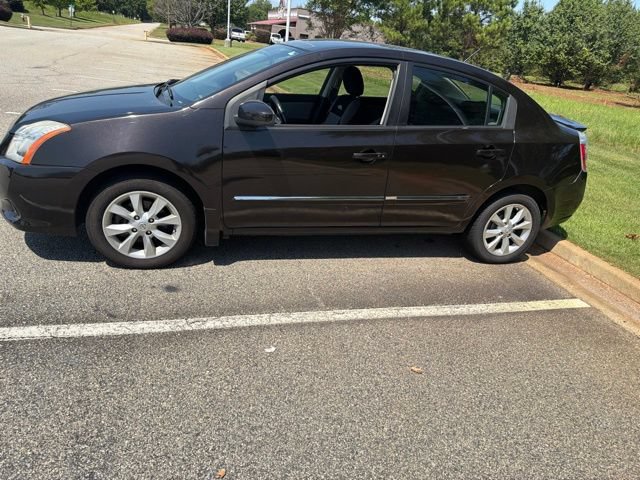 Used 2011 Nissan Sentra 2.0 SL w/ Navigation Pkg FWD image 17