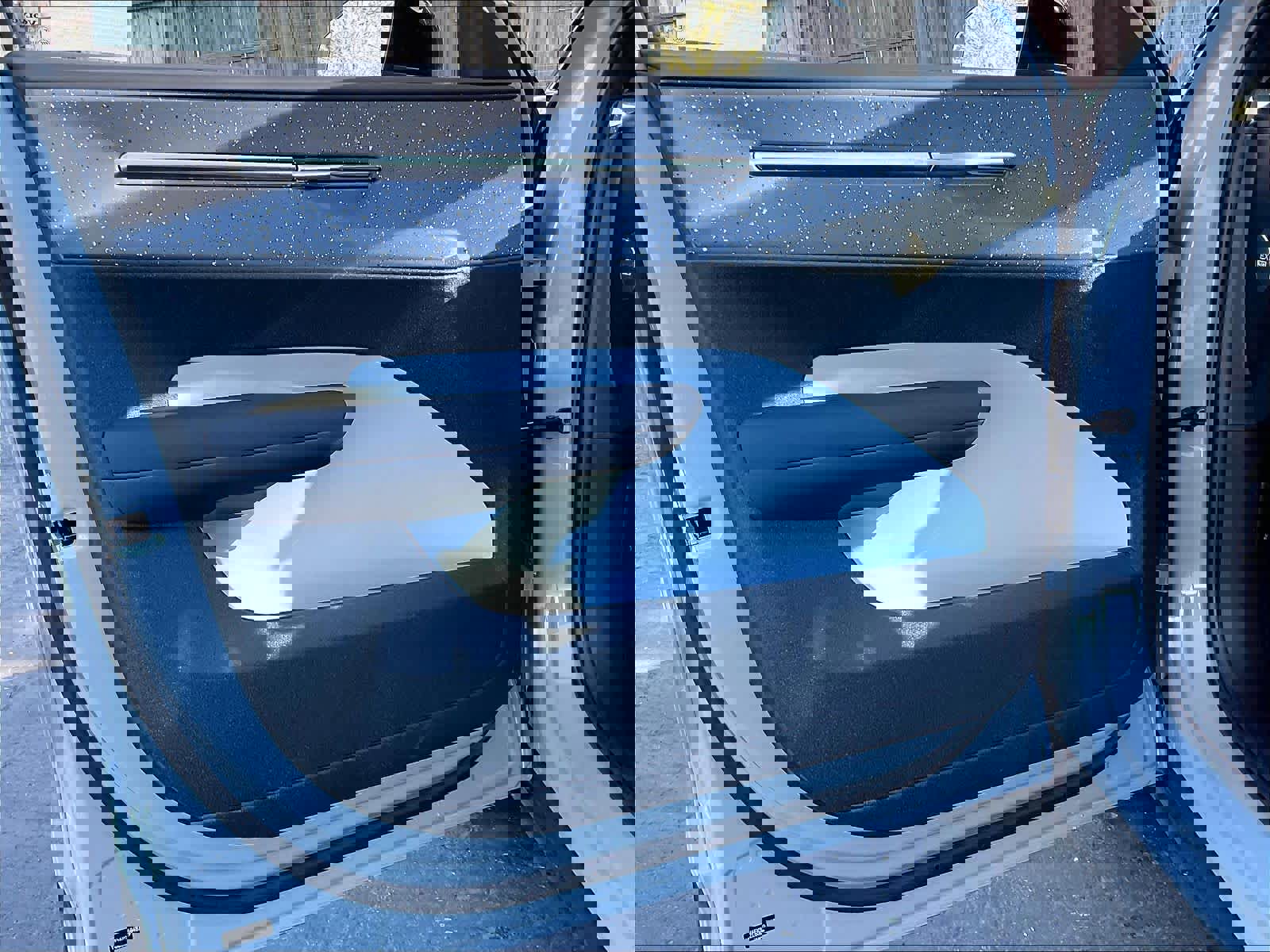 New 2025 Volvo EX30 Ultra w/ Protection Package Premier image 24