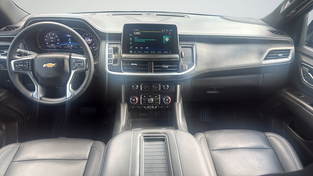 Used 2024 Chevrolet Suburban LT AWD/4WD image 13