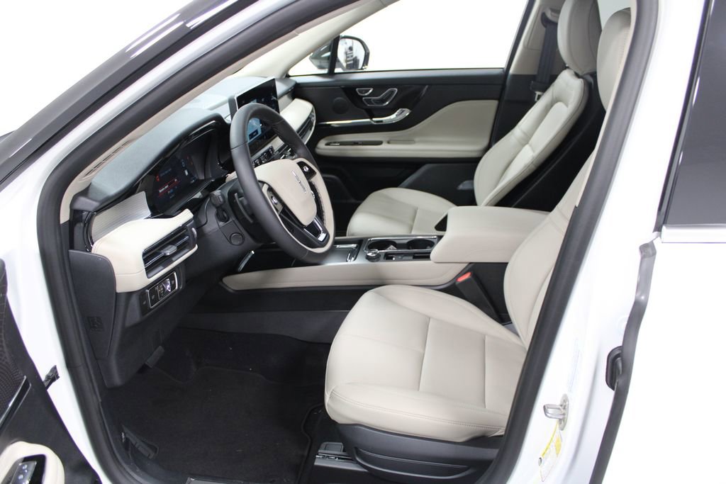 New 2026 Lincoln Corsair Premiere image 22