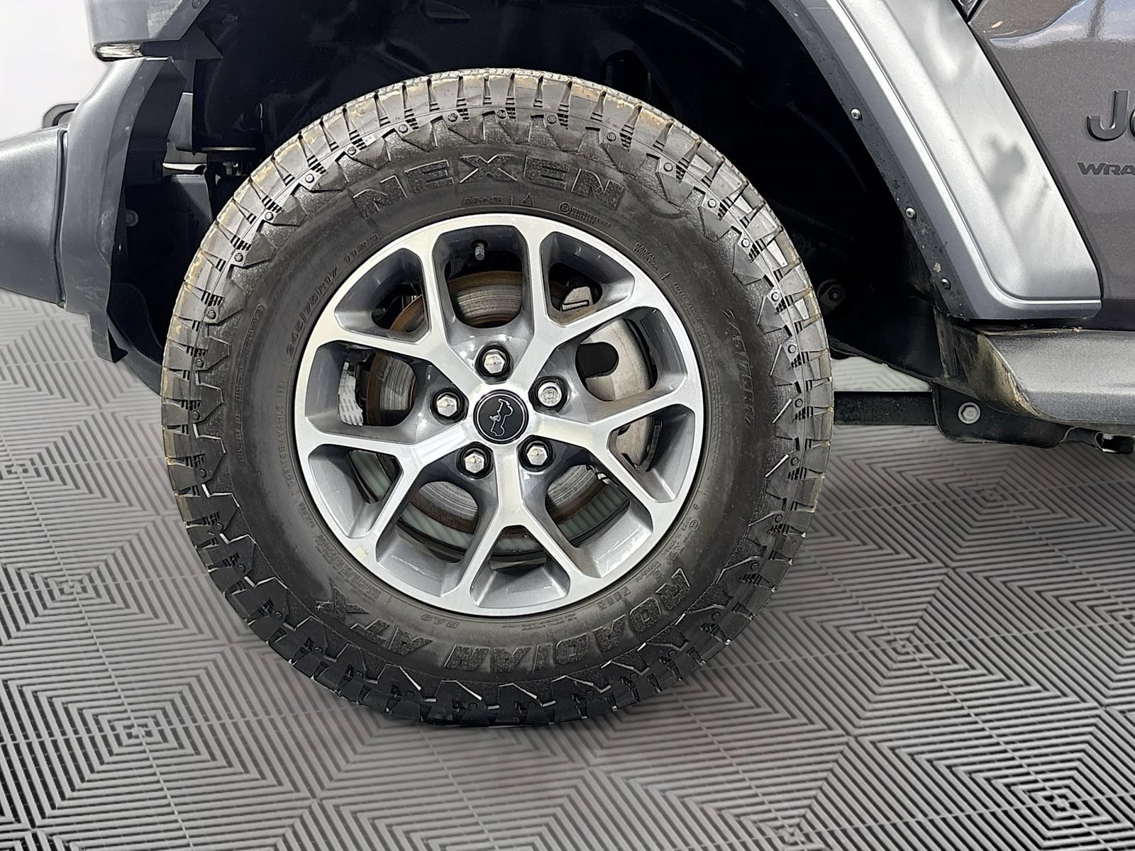 Used 2024 Jeep Wrangler Sport AWD/4WD image 27
