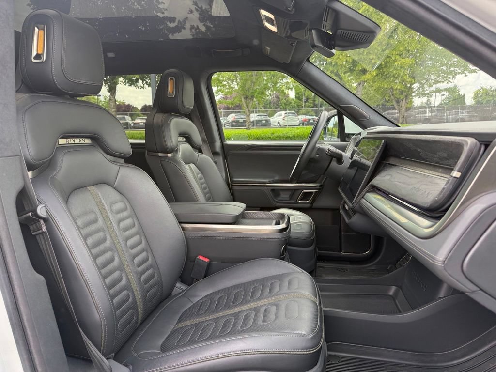 Used 2022 Rivian R1T Adventure AWD/4WD image 24