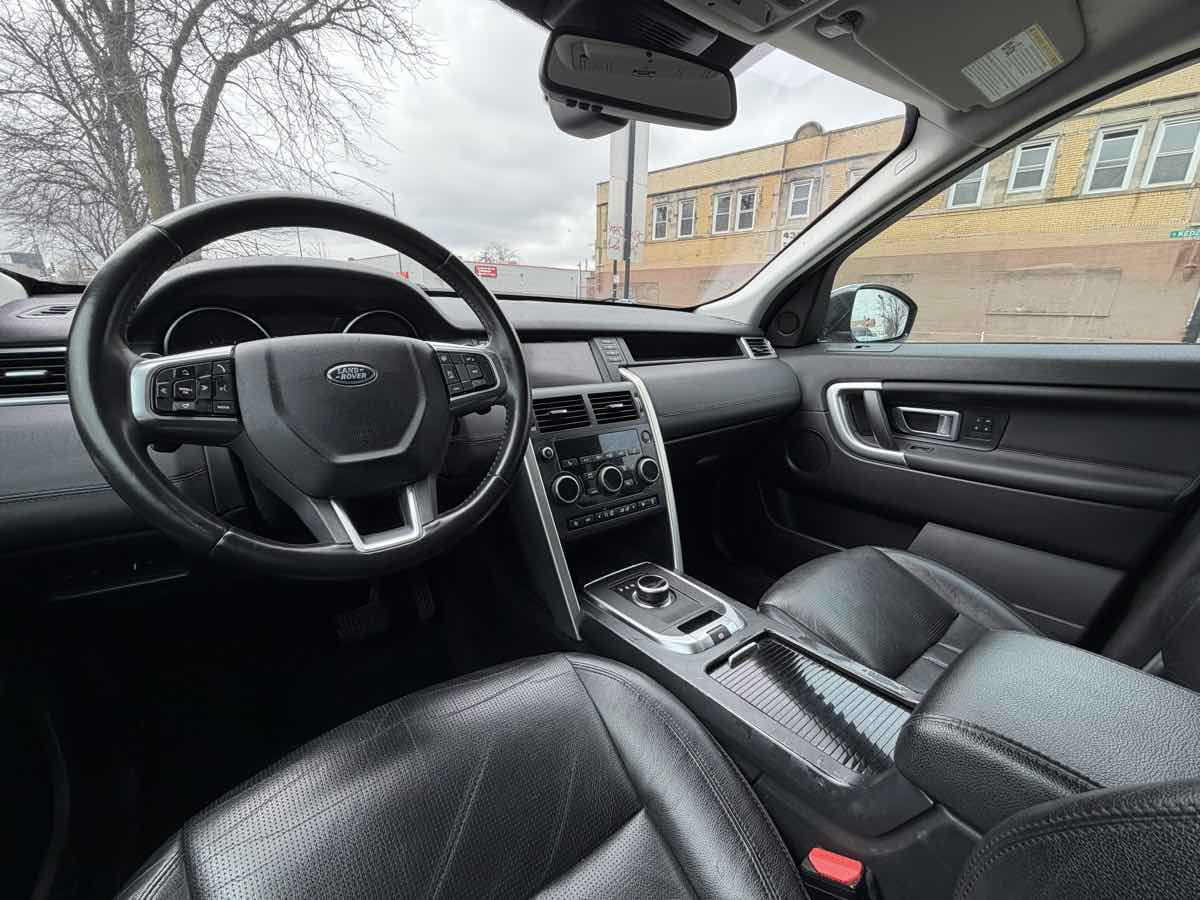 Used 2018 Land Rover Discovery Sport HSE AWD/4WD image 18