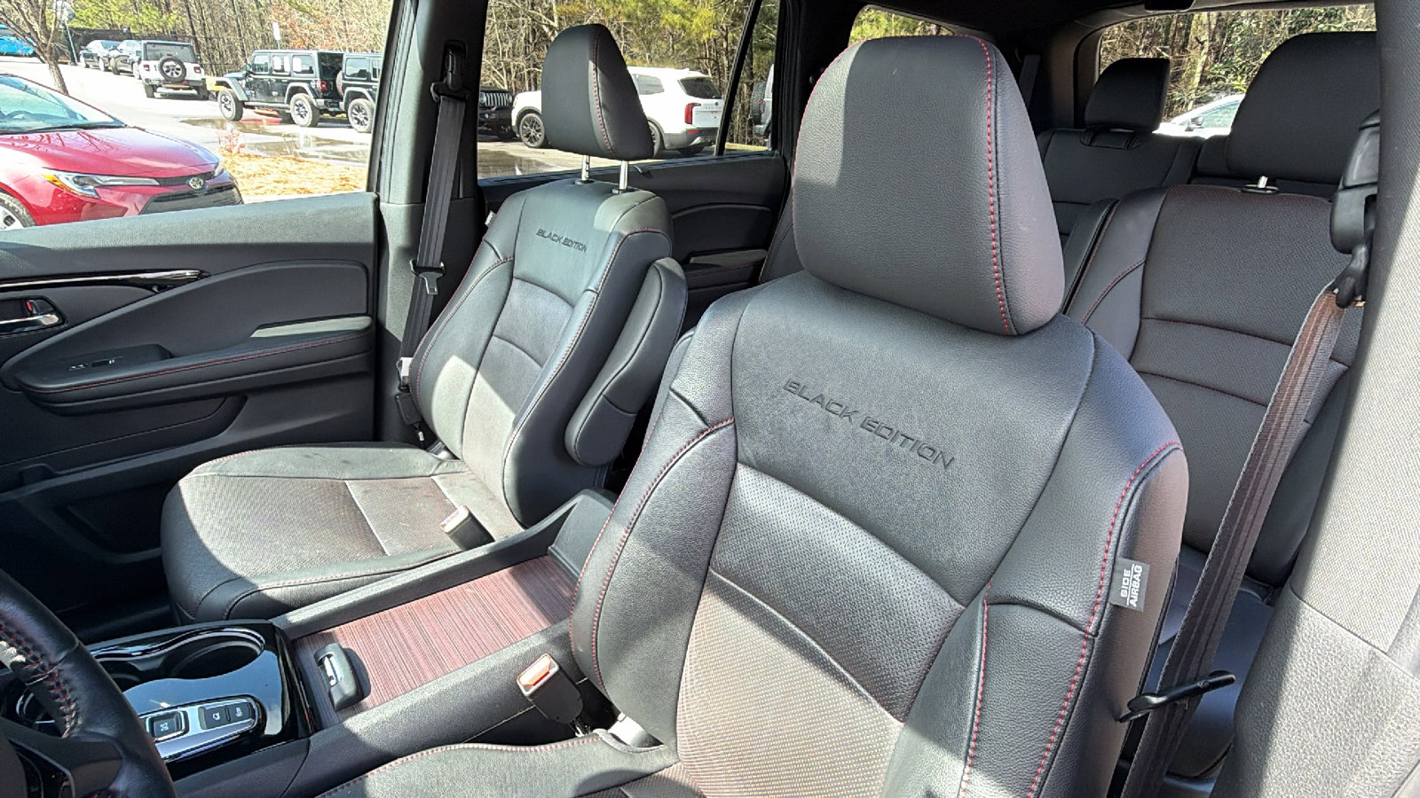 Used 2021 Honda Pilot Black Edition image 17