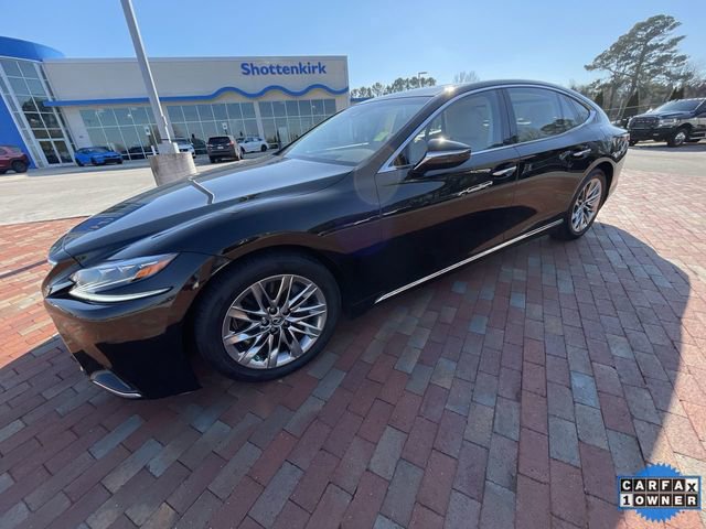 Used 2018 Lexus LS 500 w/ Accessory Package (Z2) image 30