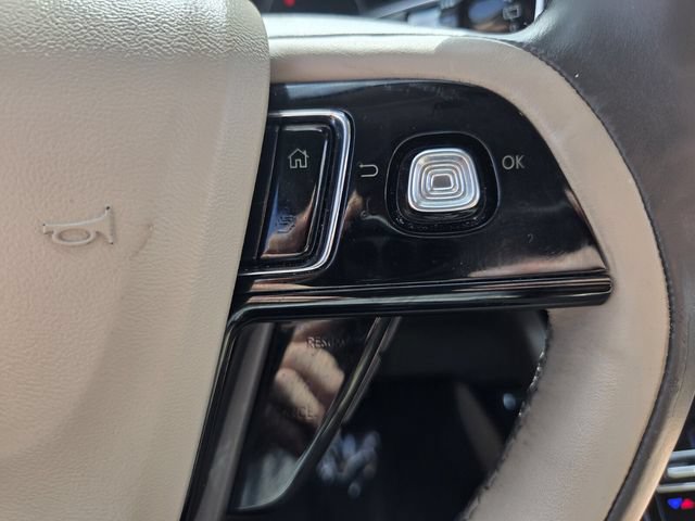 Used 2020 Lincoln Corsair FWD w/ Equipment Group 101A image 28