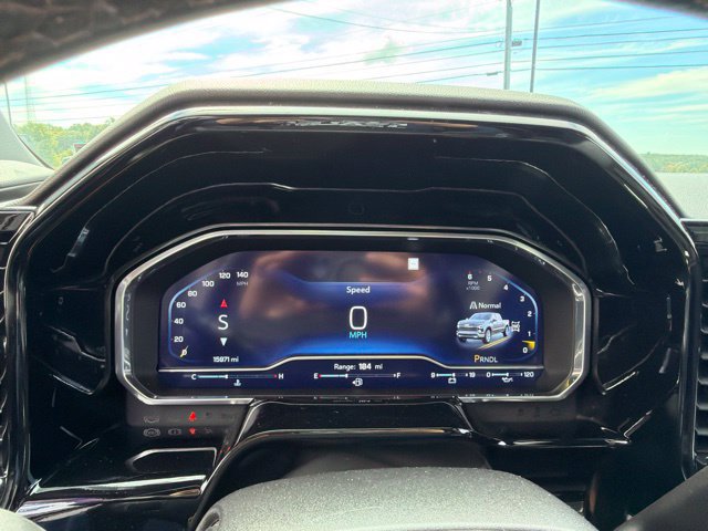 Used 2022 Chevrolet Silverado 1500 LT AWD/4WD image 12