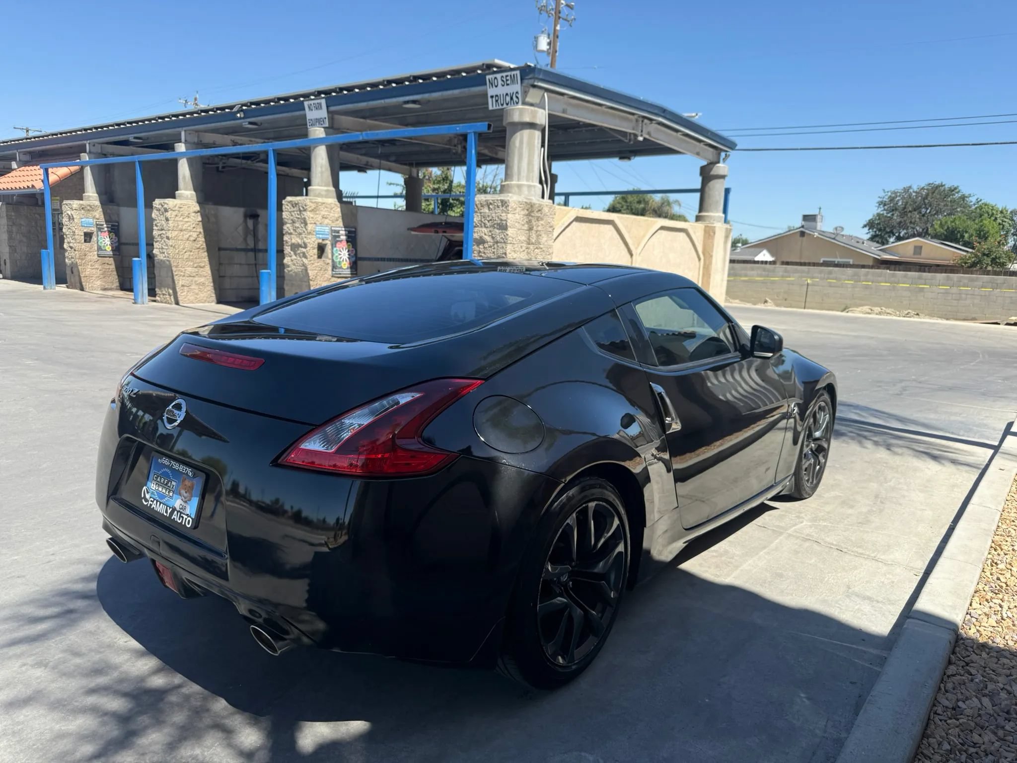 Used 2018 Nissan 370Z Coupe w/ Z34 Heritage Edition - Black RWD image 4