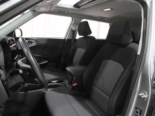 Used 2022 Kia Soul EX image 5