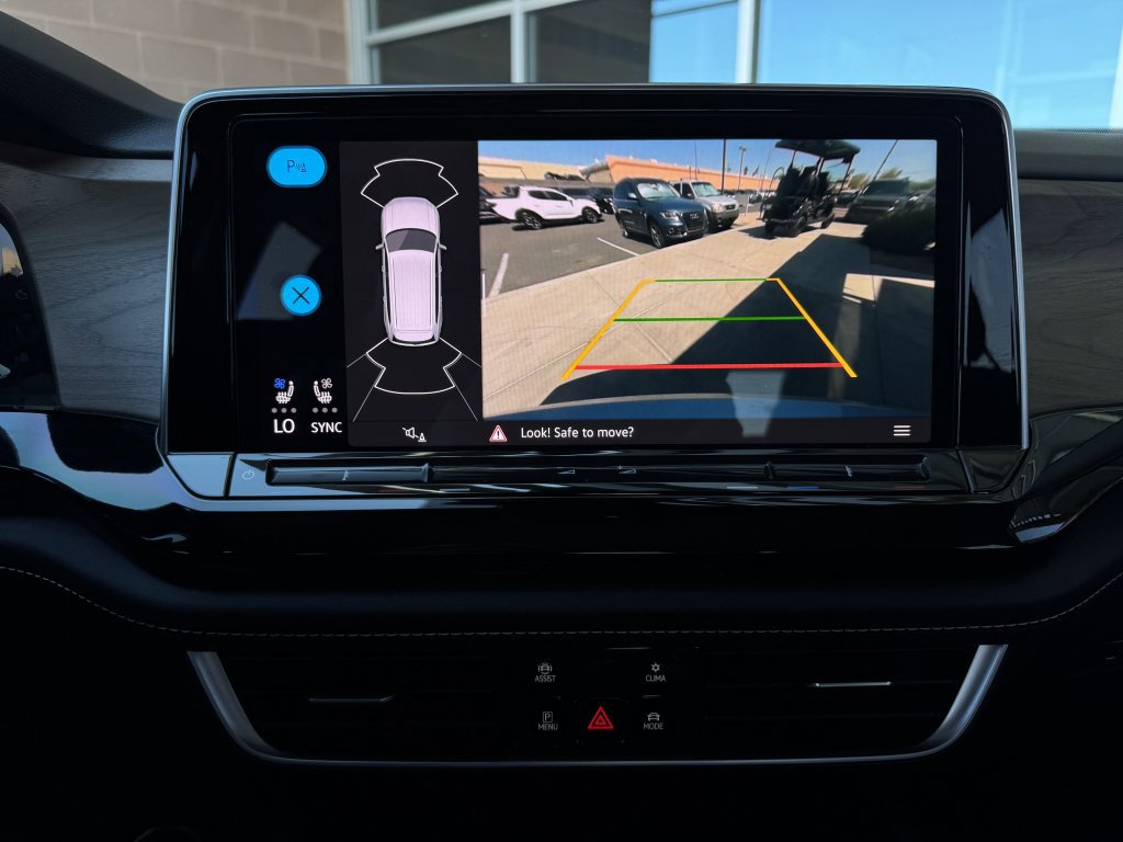 Used 2024 Volkswagen Atlas SE w/ Panoramic Sunroof Package image 21