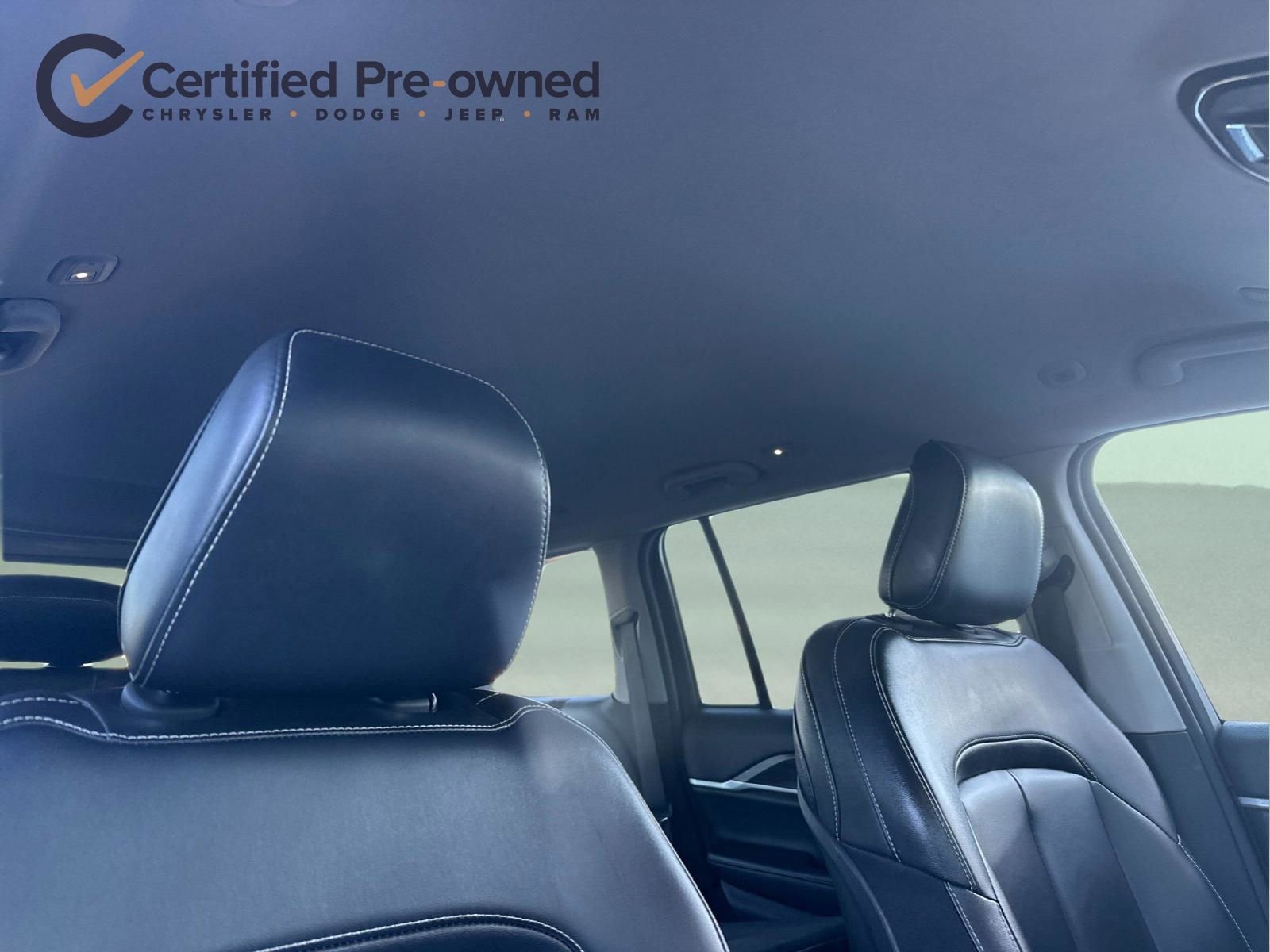 Used 2023 Jeep Grand Cherokee Limited image 18