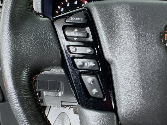 Used 2022 Nissan Frontier PRO-4X w/ Technology Package AWD/4WD image 11