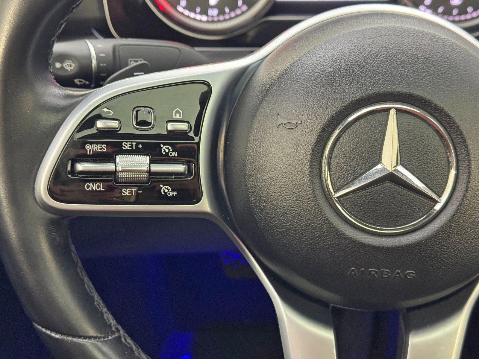 Used 2019 Mercedes-Benz E 300 image 21