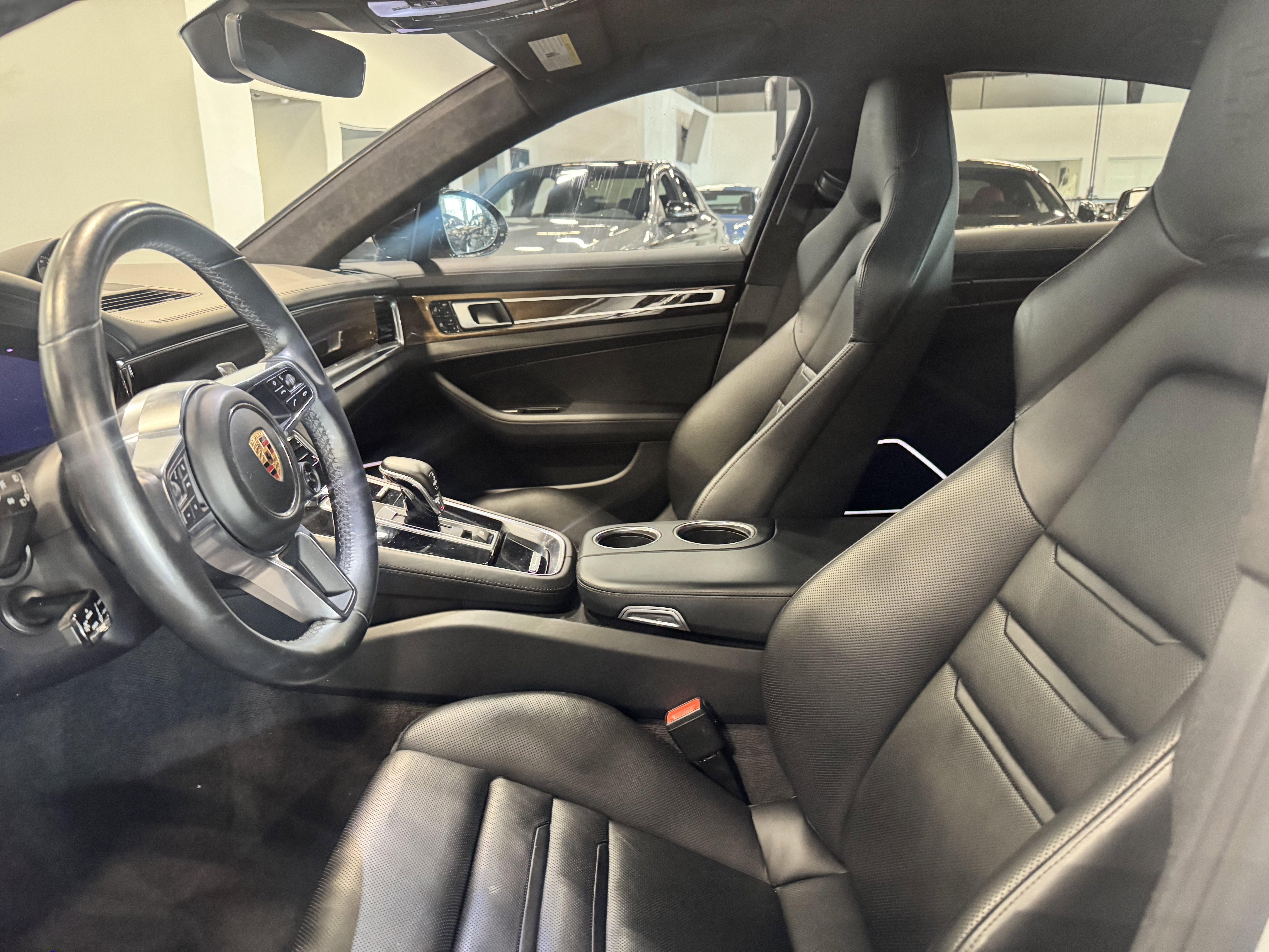 Used 2020 Porsche Panamera GTS w/ Premium Package Plus image 22