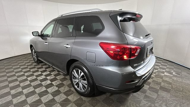 Used 2019 Nissan Pathfinder SV w/ Cargo Package AWD/4WD image 4