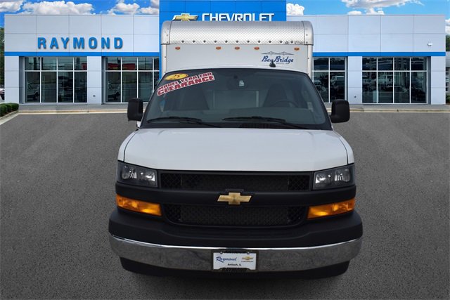 New 2025 Chevrolet Express 3500 Work Van w/ Power Convenience Package image 8