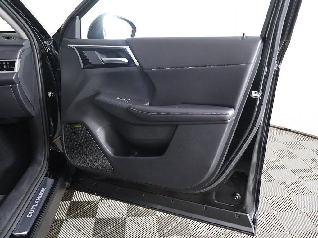 New 2026 Mitsubishi Outlander SE AWD/4WD image 25