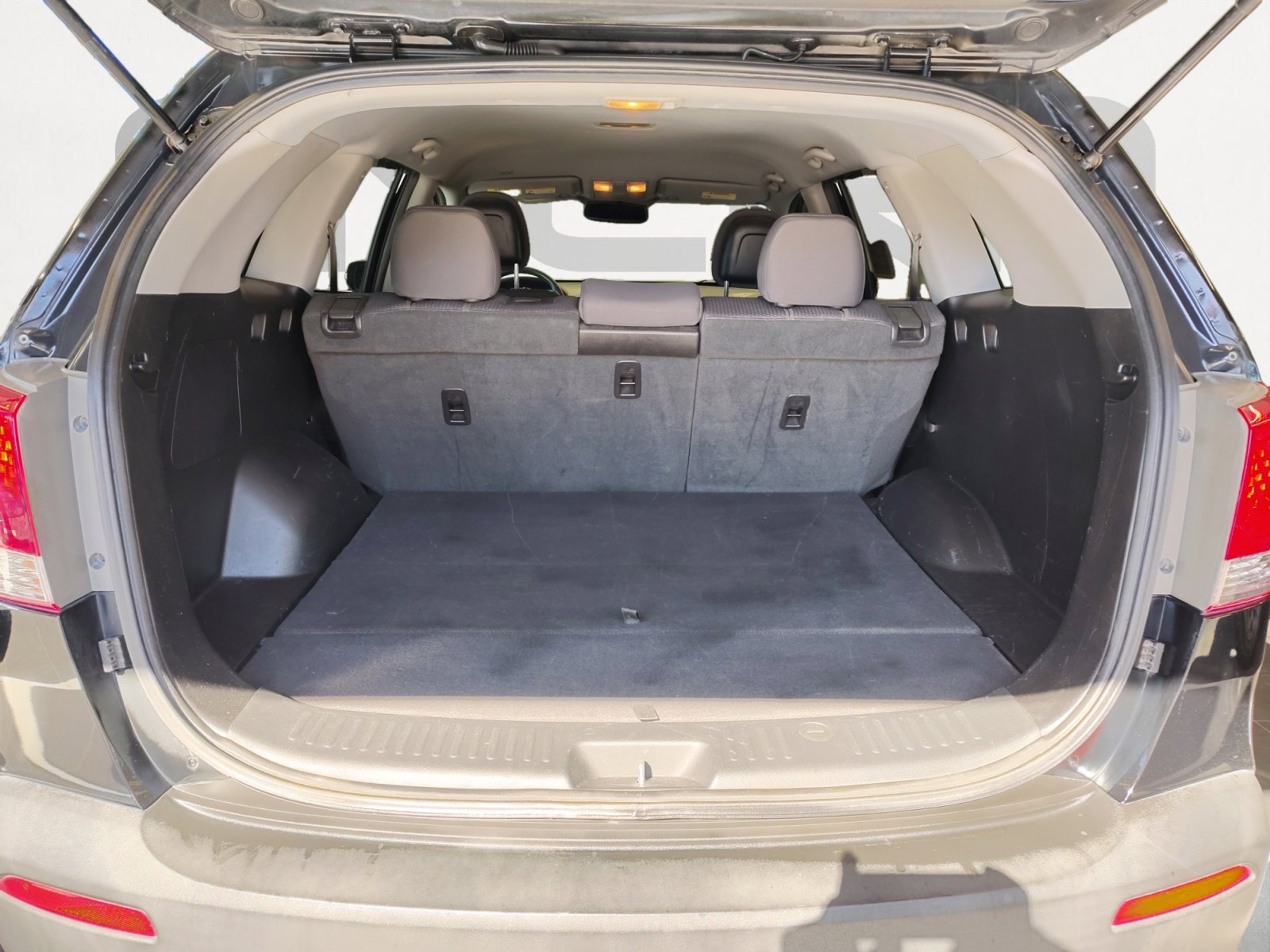 Used 2012 Kia Sorento LX image 15