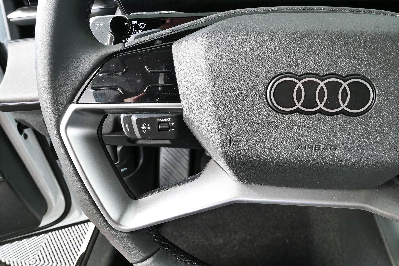 New 2026 Audi Q3 quattro 2.0T AWD/4WD image 10