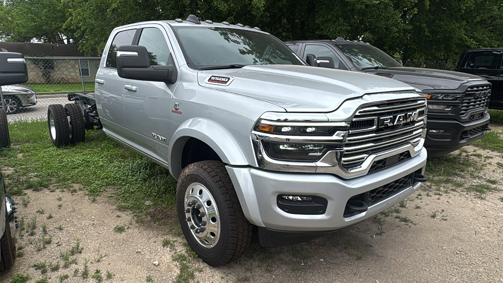 New 2026 RAM 5500 4x4 Crew Cab w/ Laramie Trim Package image 3