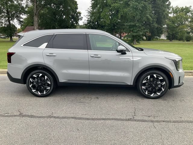 New 2026 Kia Sorento EX FWD image 12