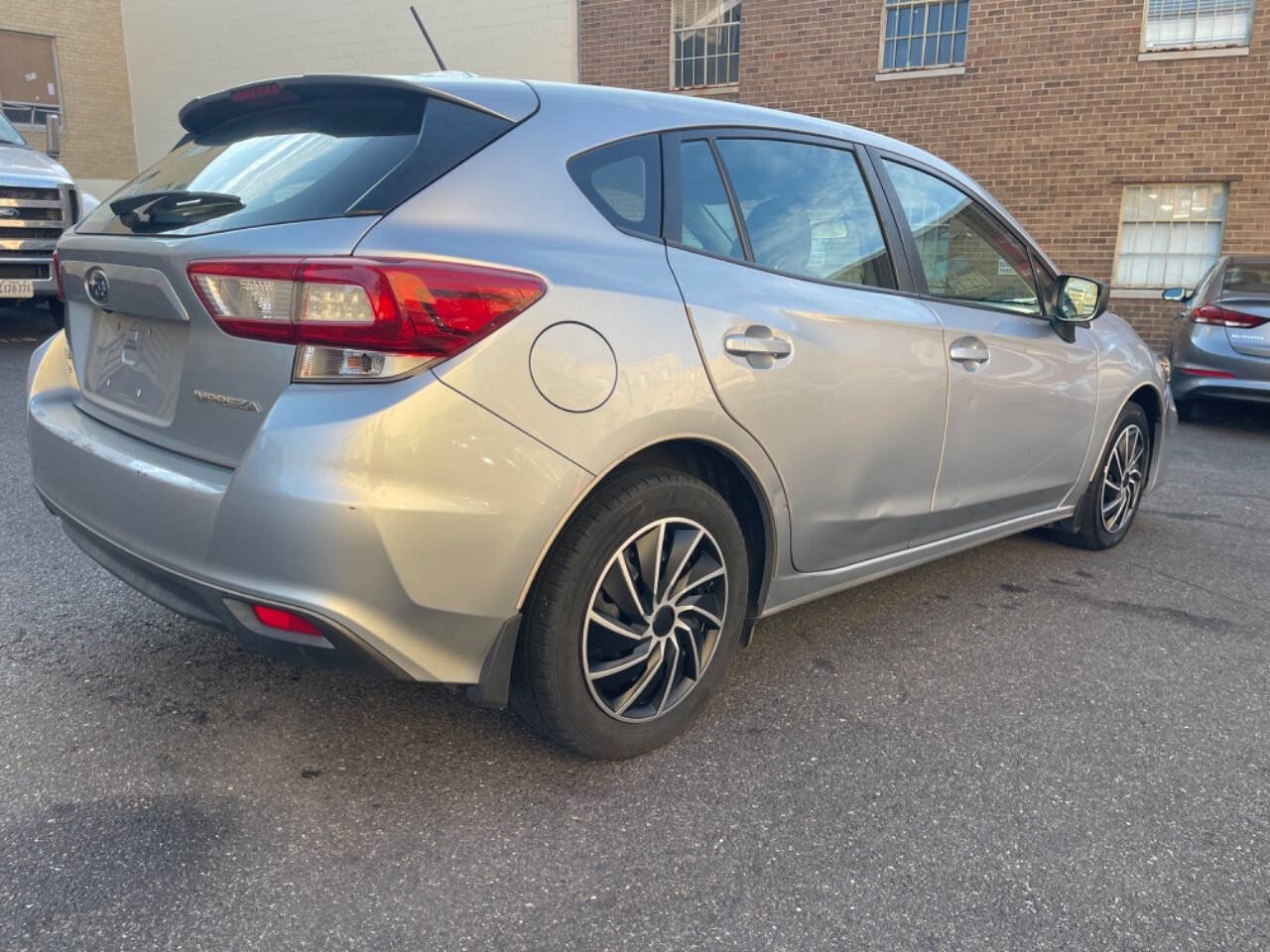 Used 2018 Subaru Impreza 2.0i AWD/4WD image 7