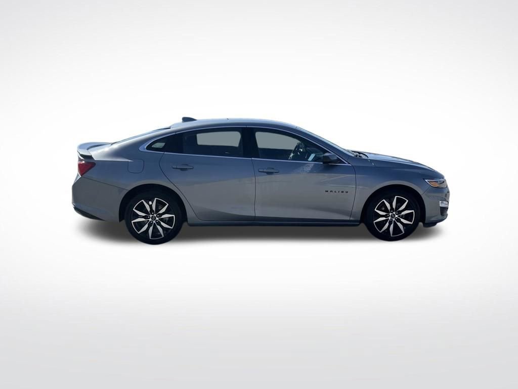 Used 2025 Chevrolet Malibu RS image 6