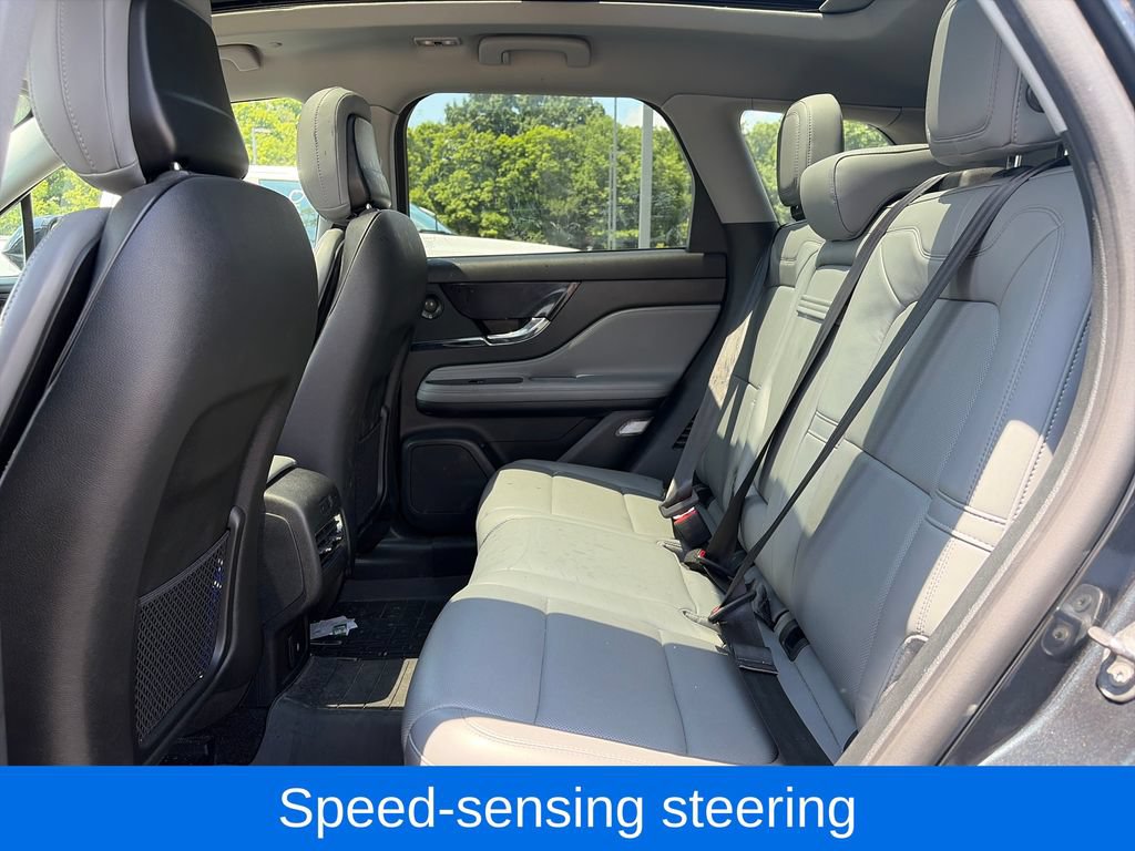 Used 2020 Lincoln Corsair Reserve AWD/4WD image 27