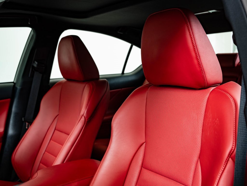 Certified 2025 Lexus IS 350 F Sport image 18