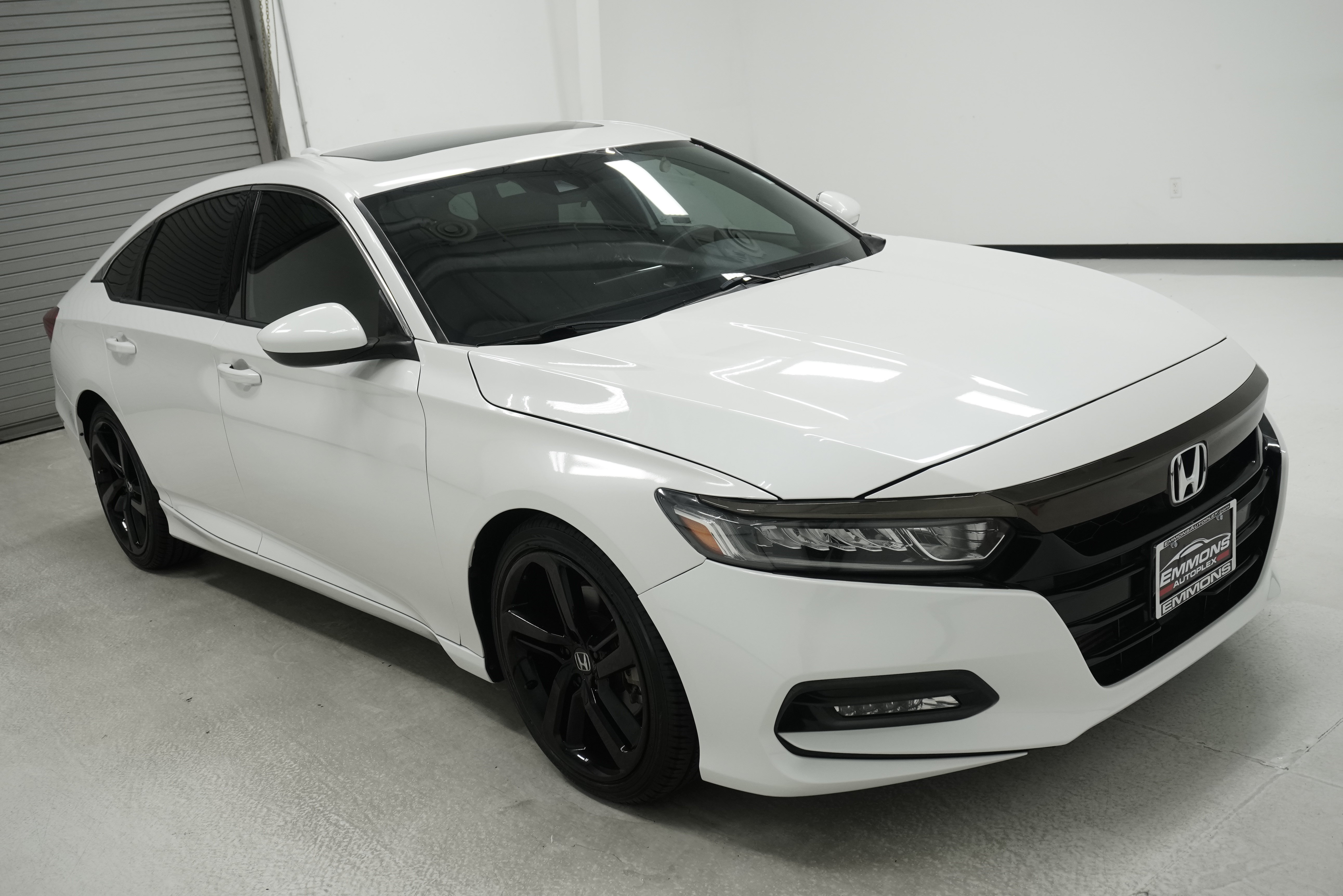 Used 2020 Honda Accord Sport image 3