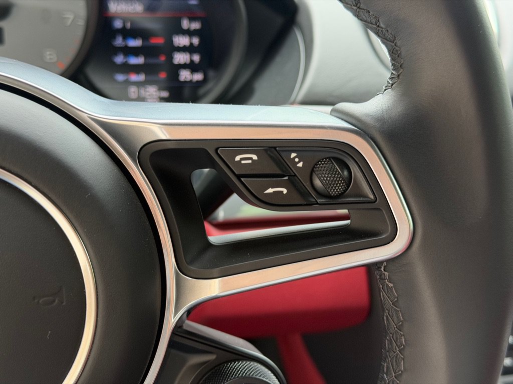 Used 2024 Porsche 718 Cayman S RWD image 35