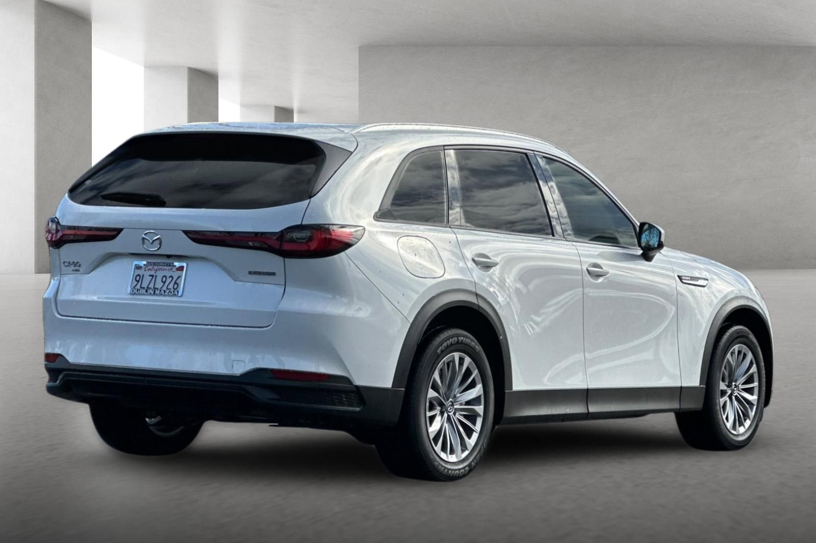 Certified 2024 MAZDA CX-90 Plug-In Hybrid w/ Preferred image 4