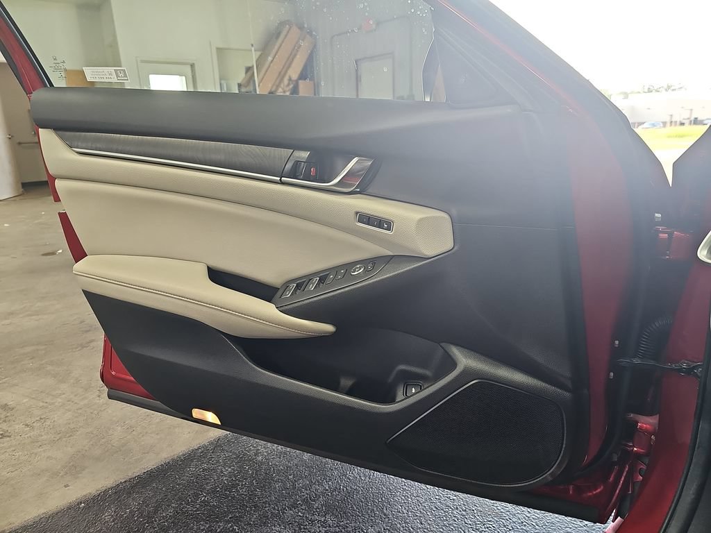 Used 2021 Honda Accord EX-L image 27
