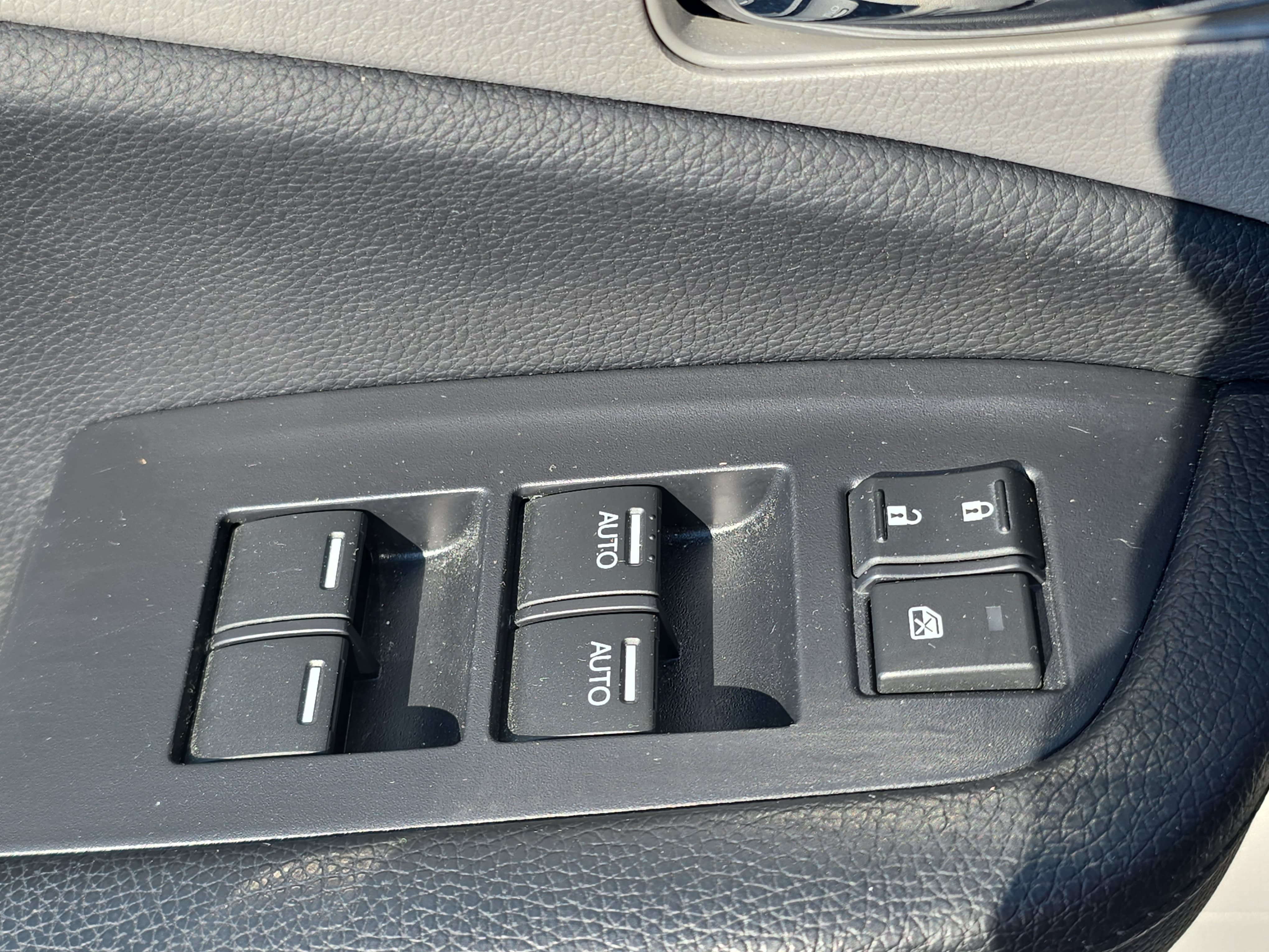 Used 2020 Honda Pilot Elite image 28