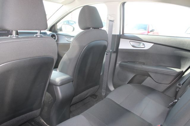 Used 2023 Kia Forte LXS FWD image 8