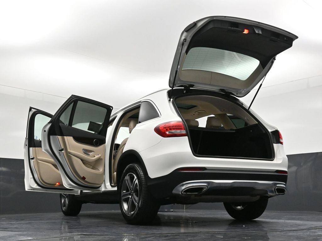 Used 2018 Mercedes-Benz GLC 300 4MATIC image 37