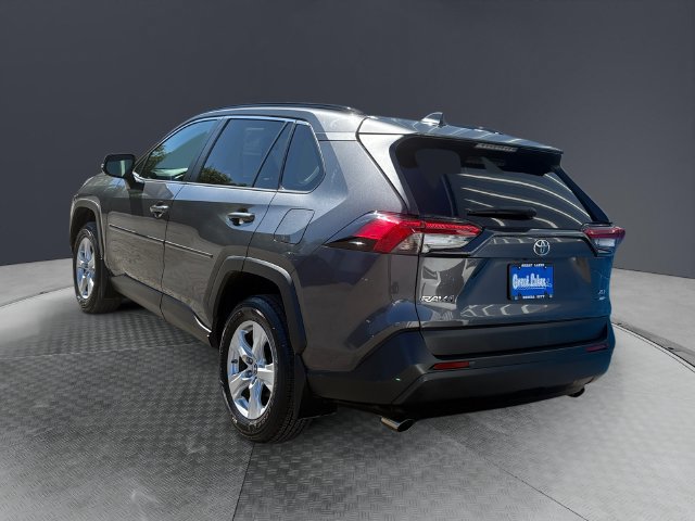 Used 2019 Toyota RAV4 XLE w/ Convenience Package AWD/4WD image 3