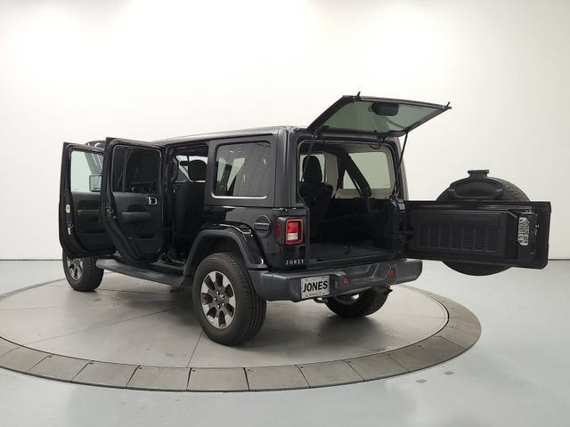 Used 2019 Jeep Wrangler Unlimited Sahara AWD/4WD image 13