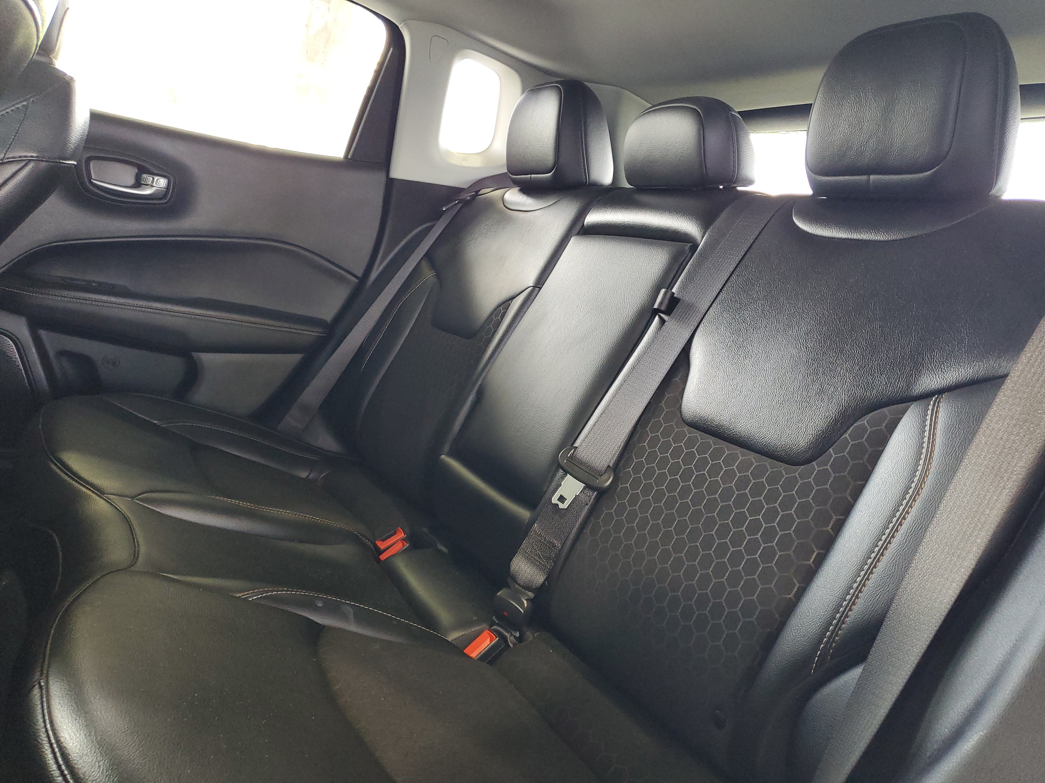 Used 2021 Jeep Compass Latitude AWD/4WD image 7