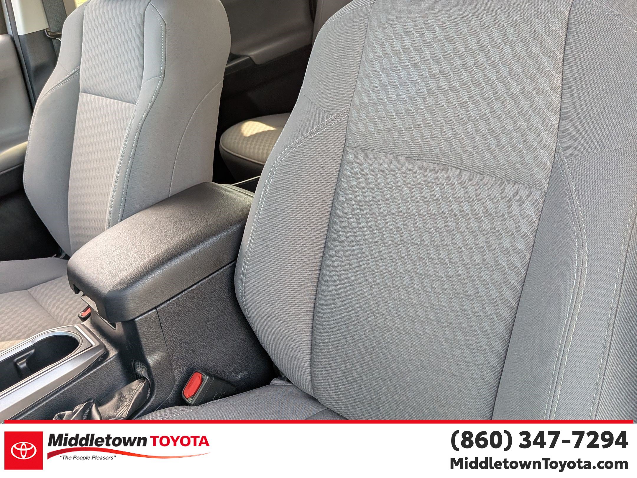 Certified 2020 Toyota Tacoma SR5 AWD/4WD image 14