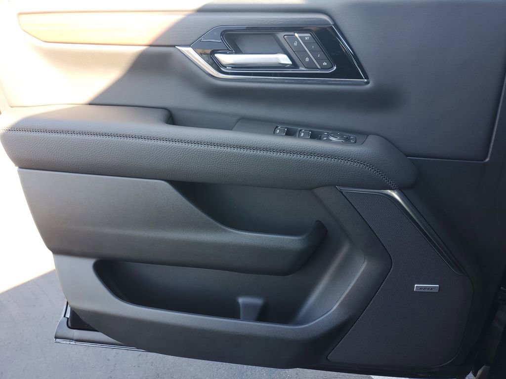 New 2026 GMC Yukon XL Denali image 15