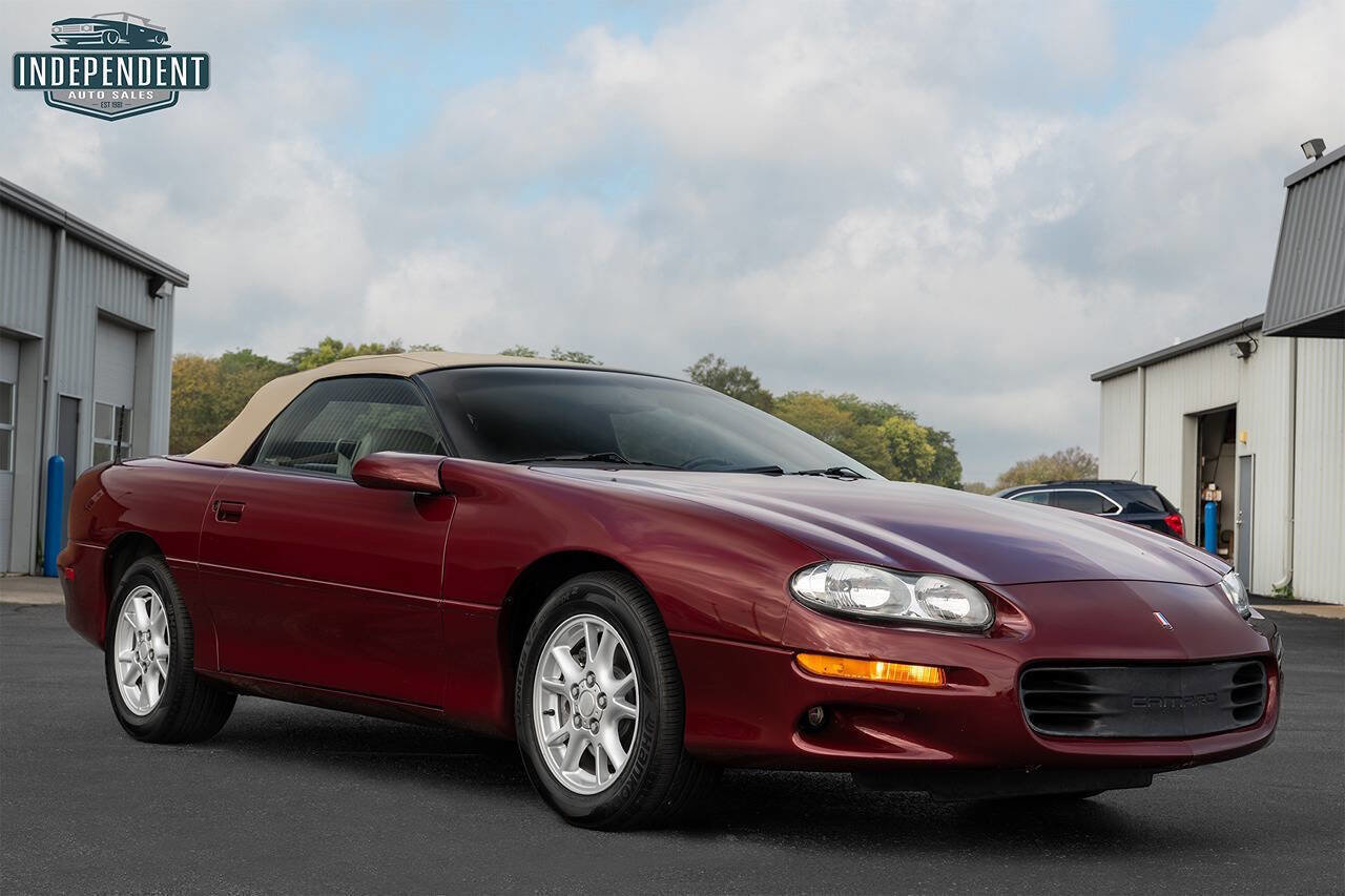Used 2000 Chevrolet Camaro LT image 2