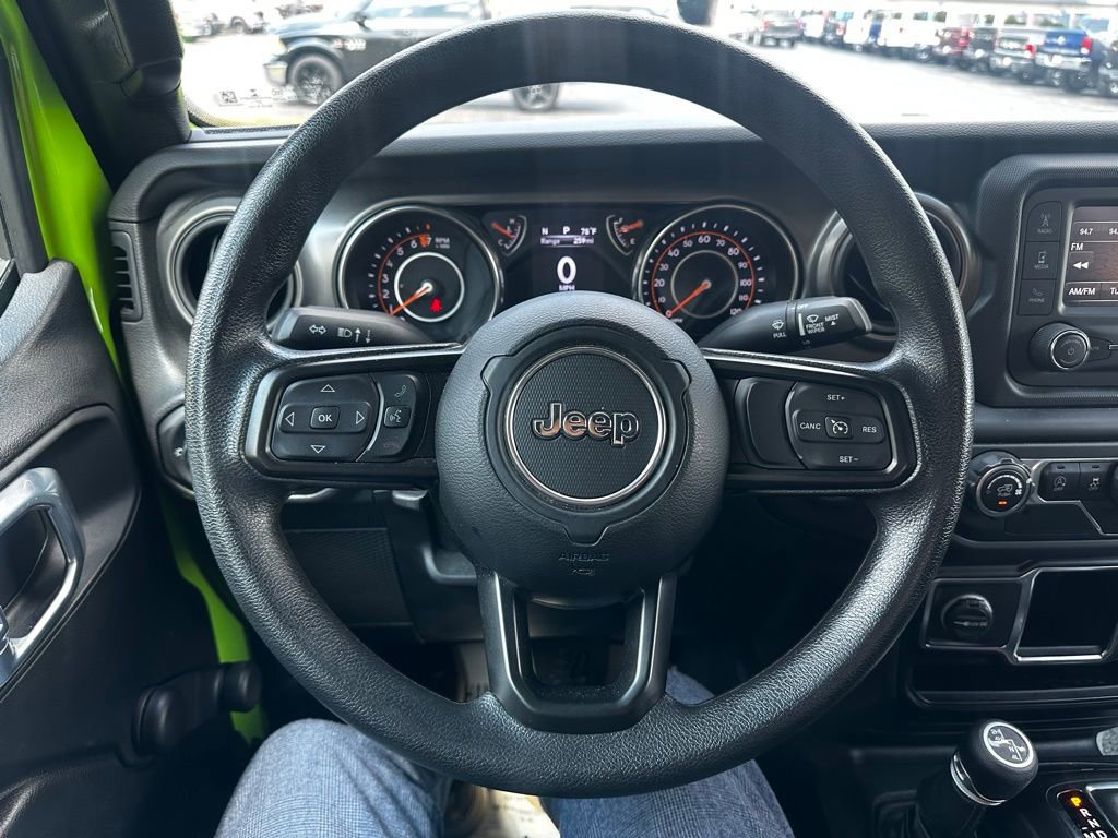 Used 2021 Jeep Gladiator Sport image 11