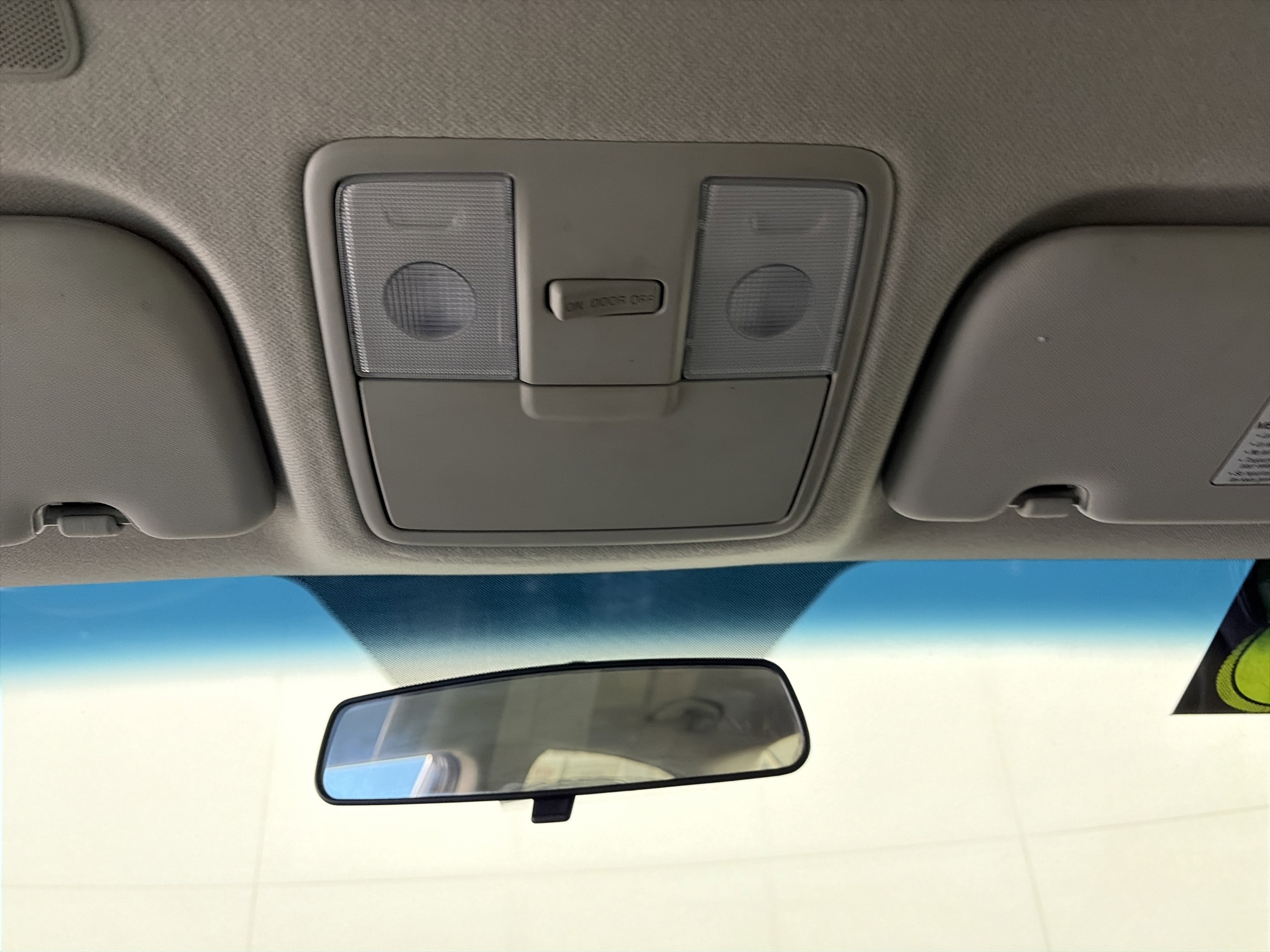 Used 2018 Kia Forte S image 32